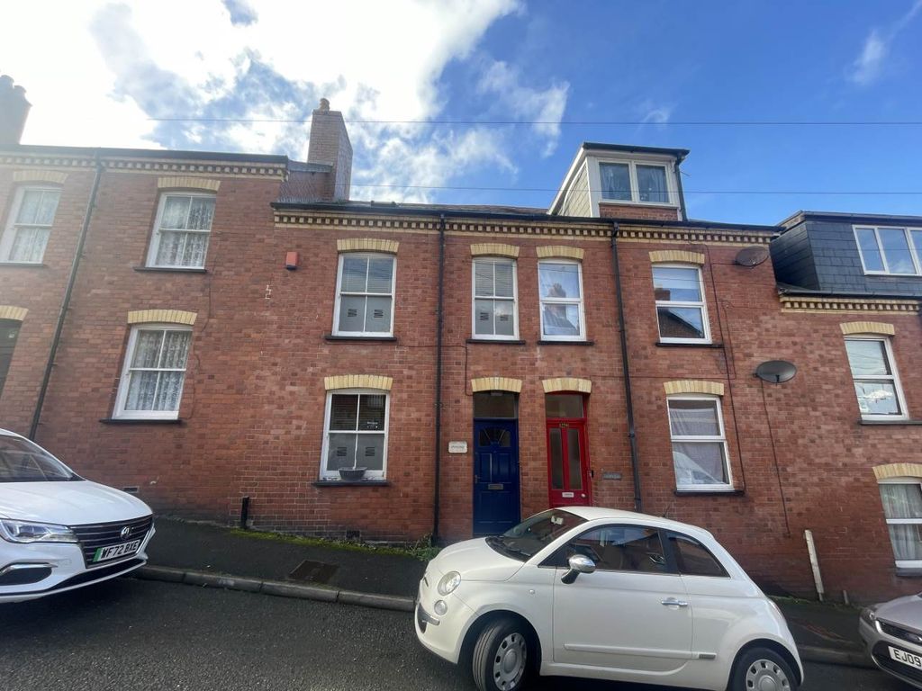 Property photo 1 of 10 Front