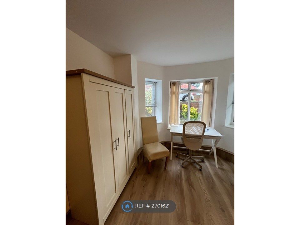 Property photo 2 of 5