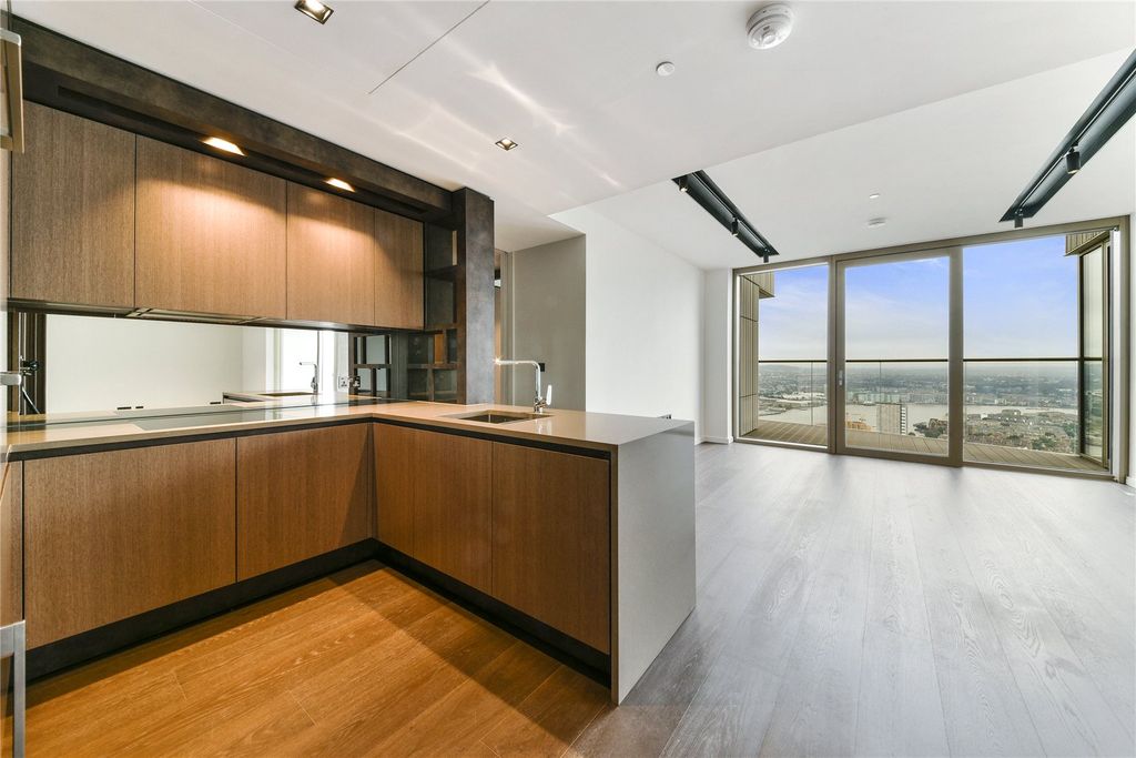 Property photo 2 of 22 Kitchen/Living Area