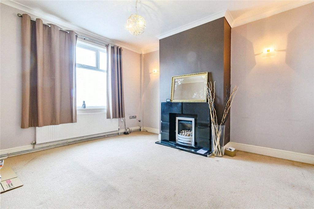 Property photo 2 of 12 Living Room