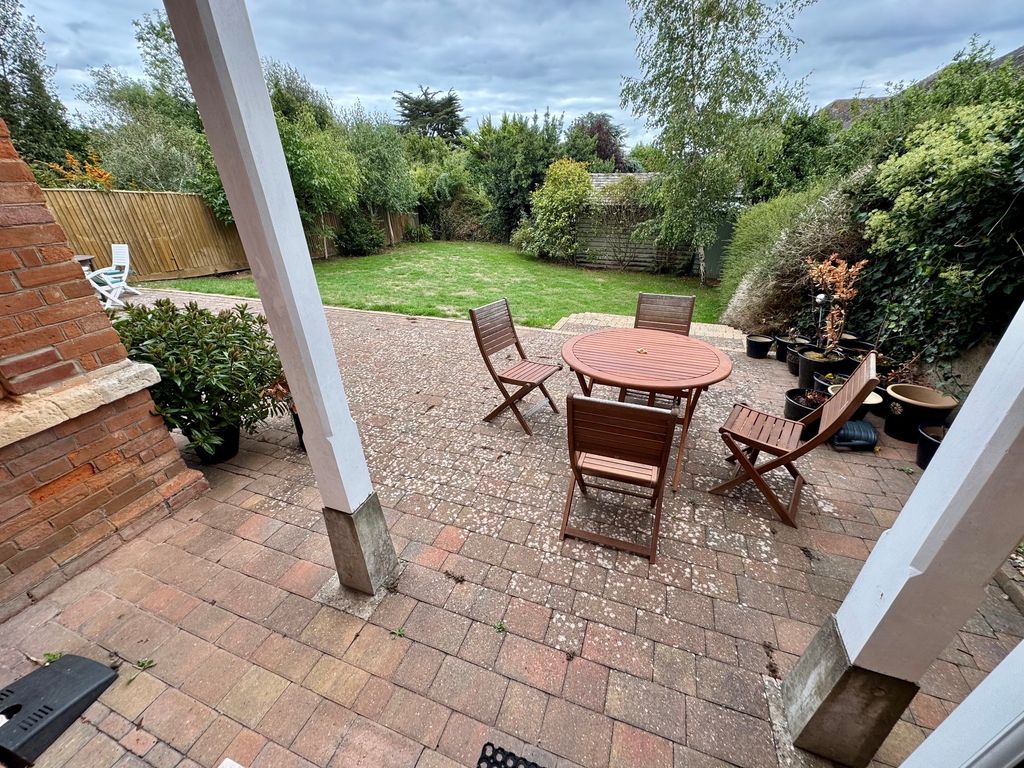 Property photo 2 of 10