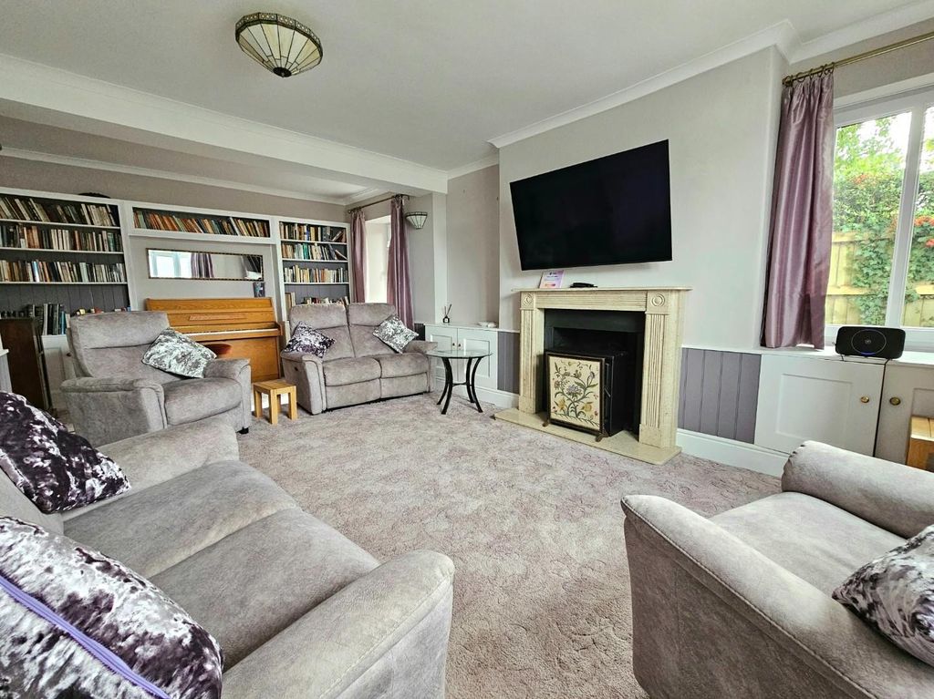 Property photo 3 of 30 Kebt2646.Jpg
