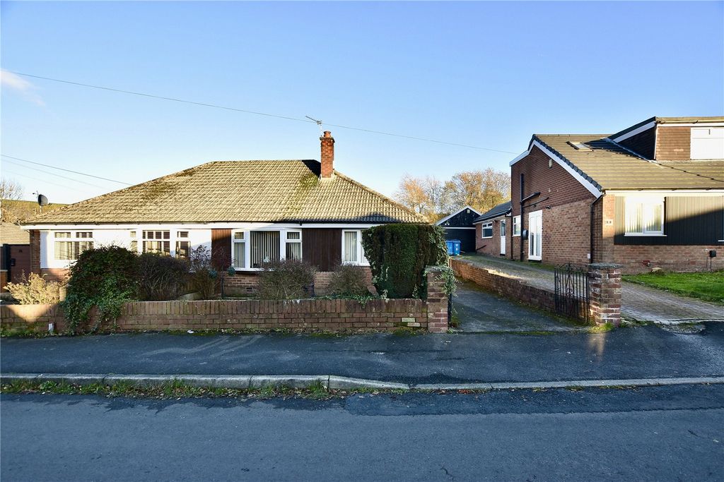 Property photo 1 of 20 Front External