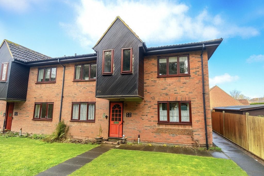 Property photo 1 of 10