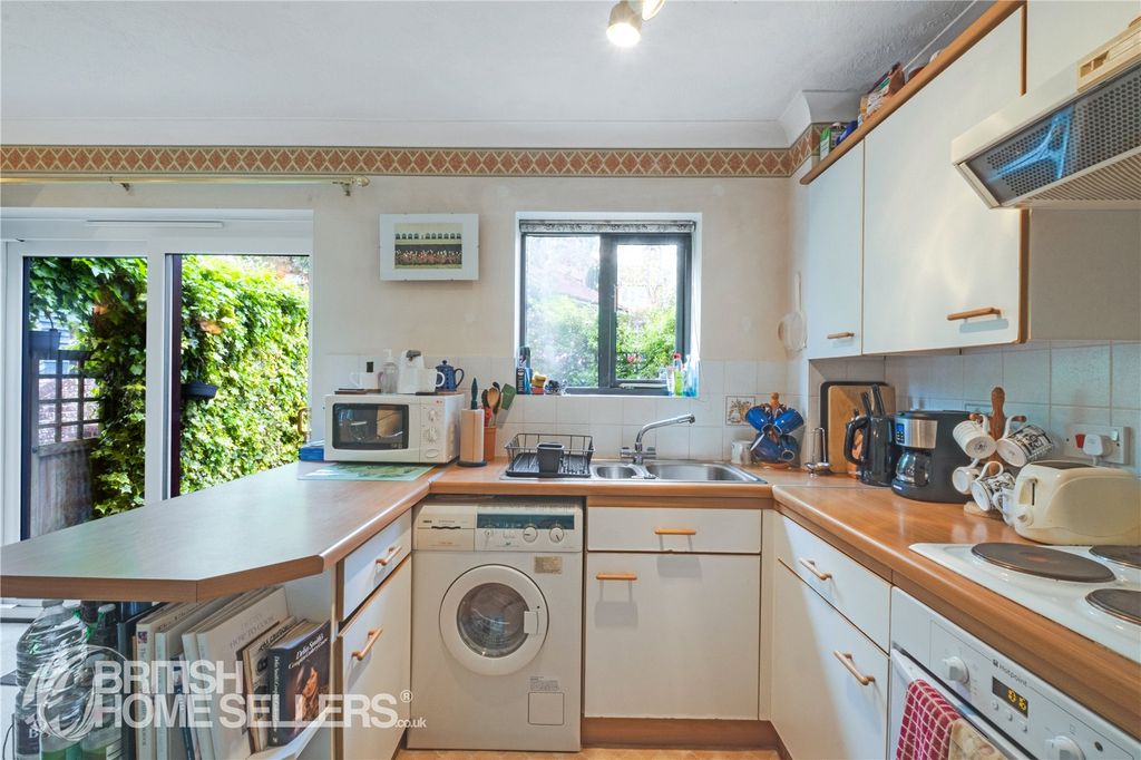 Property photo 3 of 14 Picture No. 13