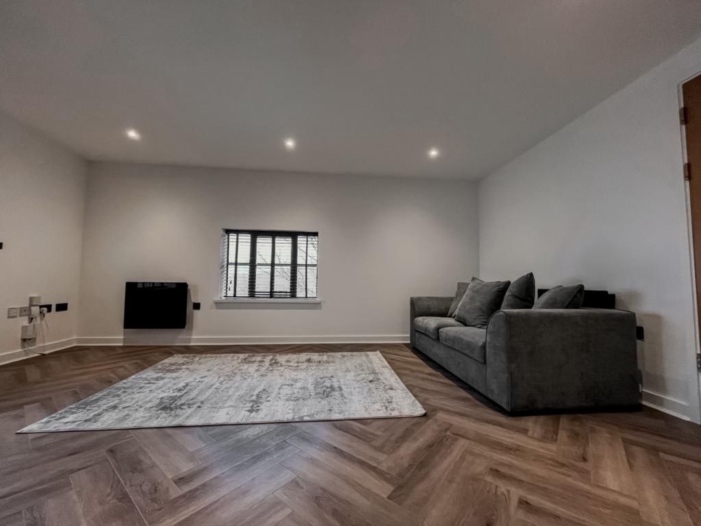 Property photo 2 of 9 Lounge