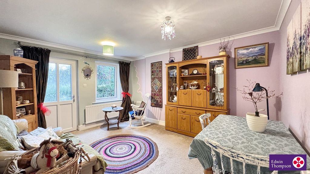 Property photo 3 of 16