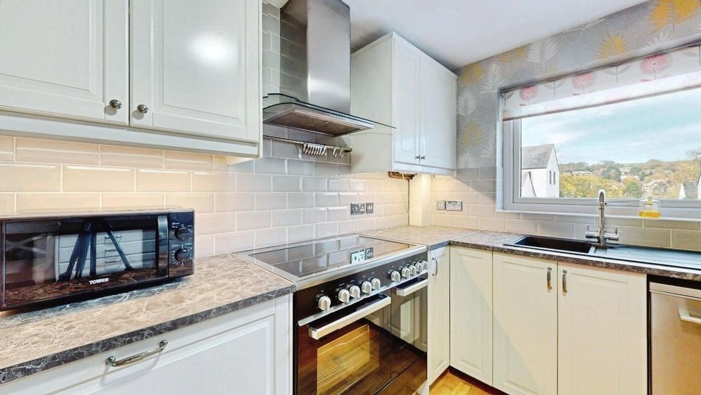 Property photo 2 of 17 3Ab059c1-Pbox-Img.Jpg