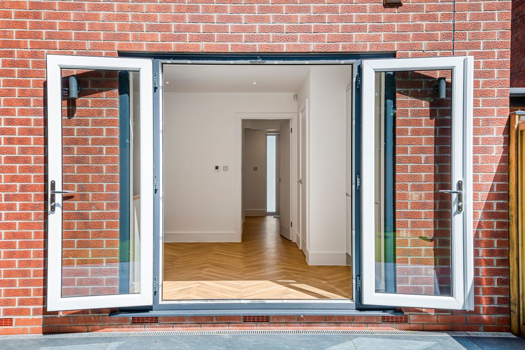 Property photo 2 of 26 Patio Doors
