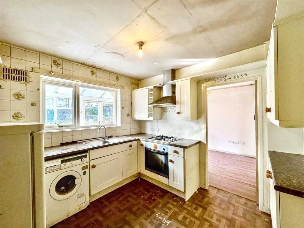 Property photo 3 of 21