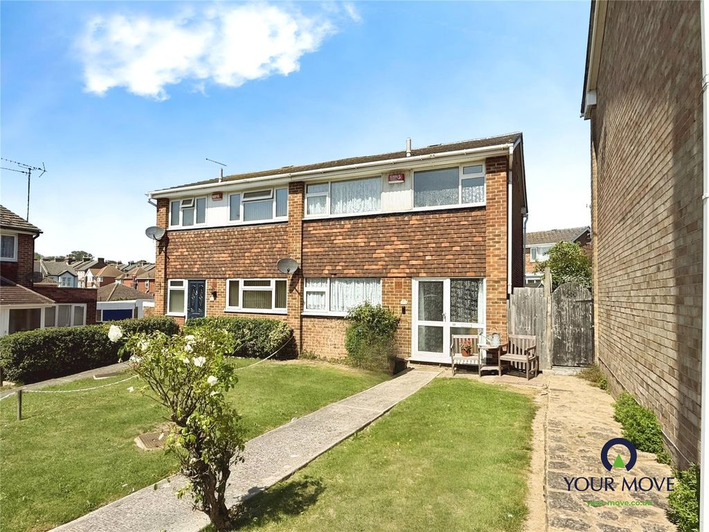 Property photo 1 of 13 External