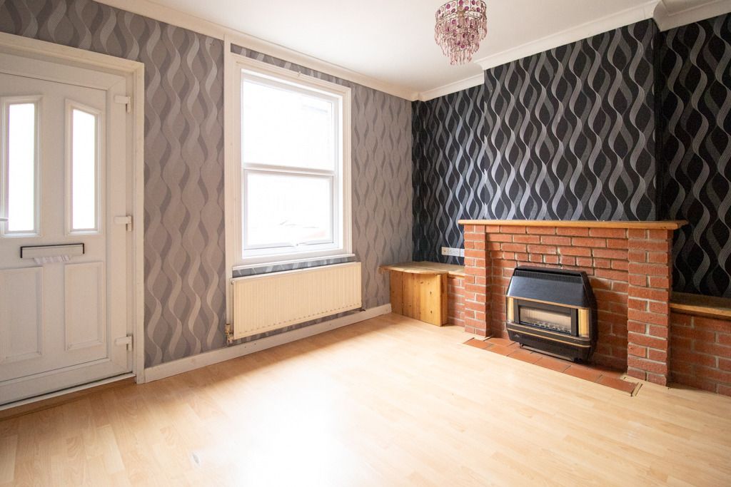 Property photo 2 of 14 5157724