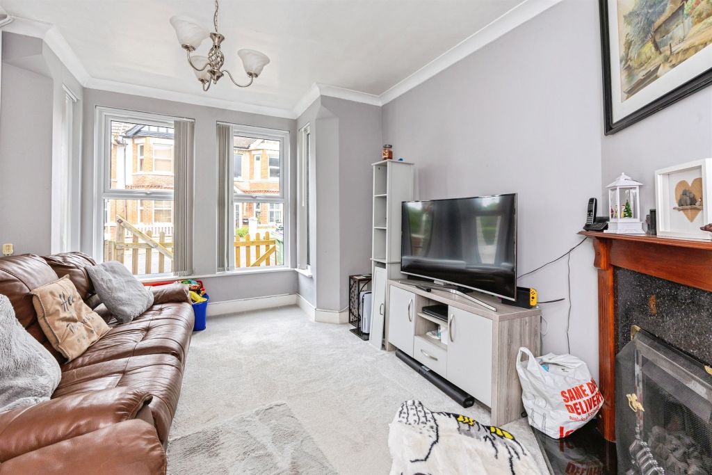Property photo 2 of 17