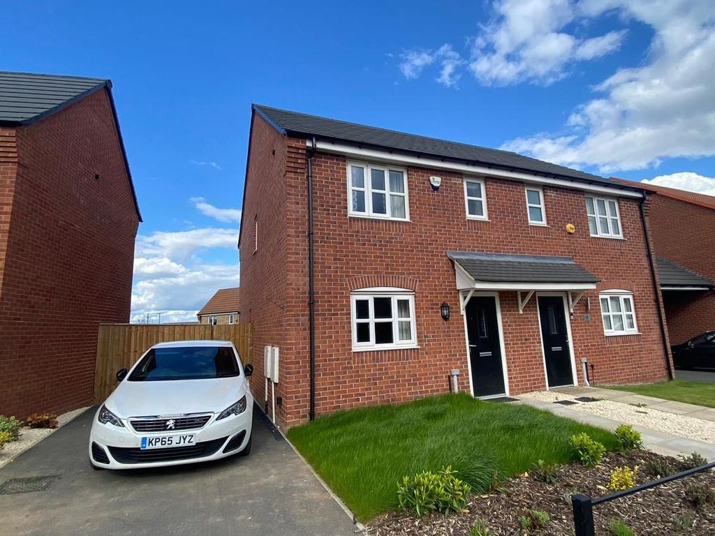 Property photo 3 of 16 Main.Jpeg