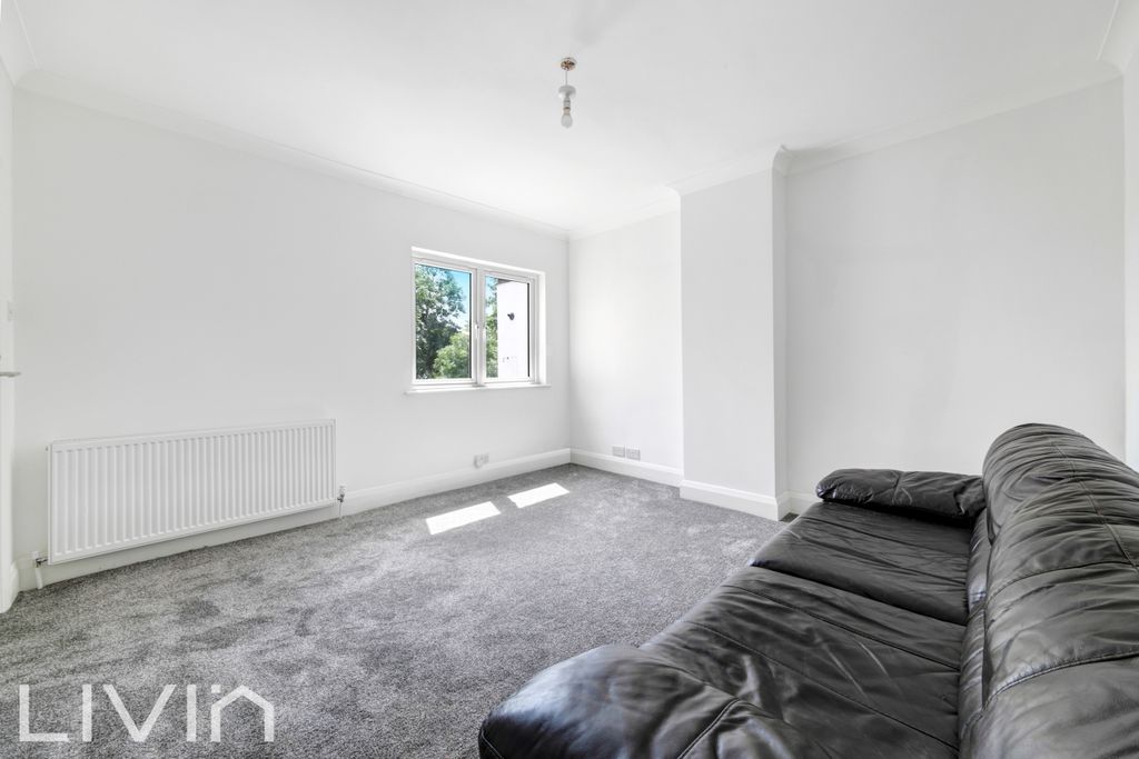 Property photo 2 of 10 2