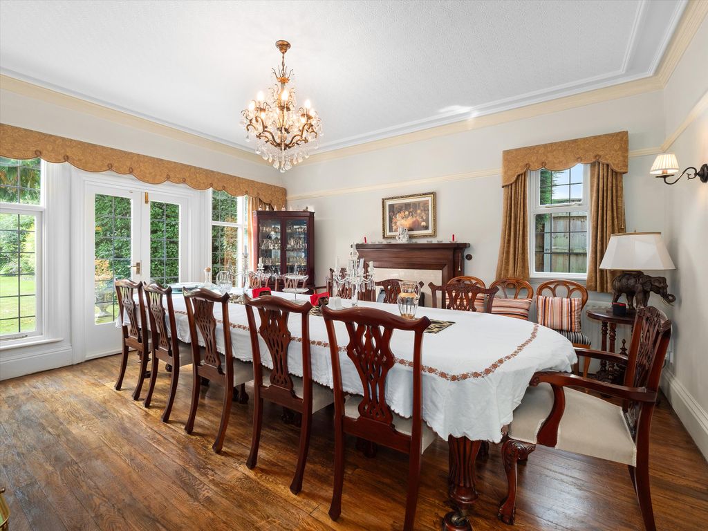 Property photo 3 of 29 Image