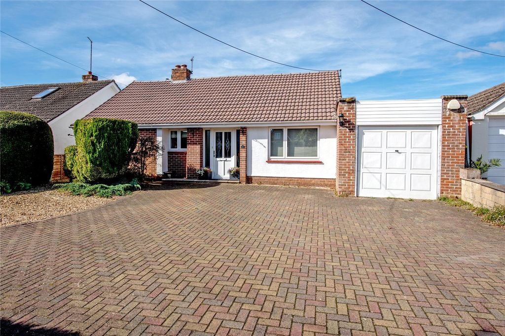 Property photo 1 of 21 Picture No. 01