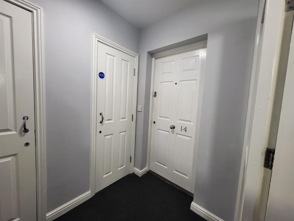 Property photo 2 of 11 8.Jpg