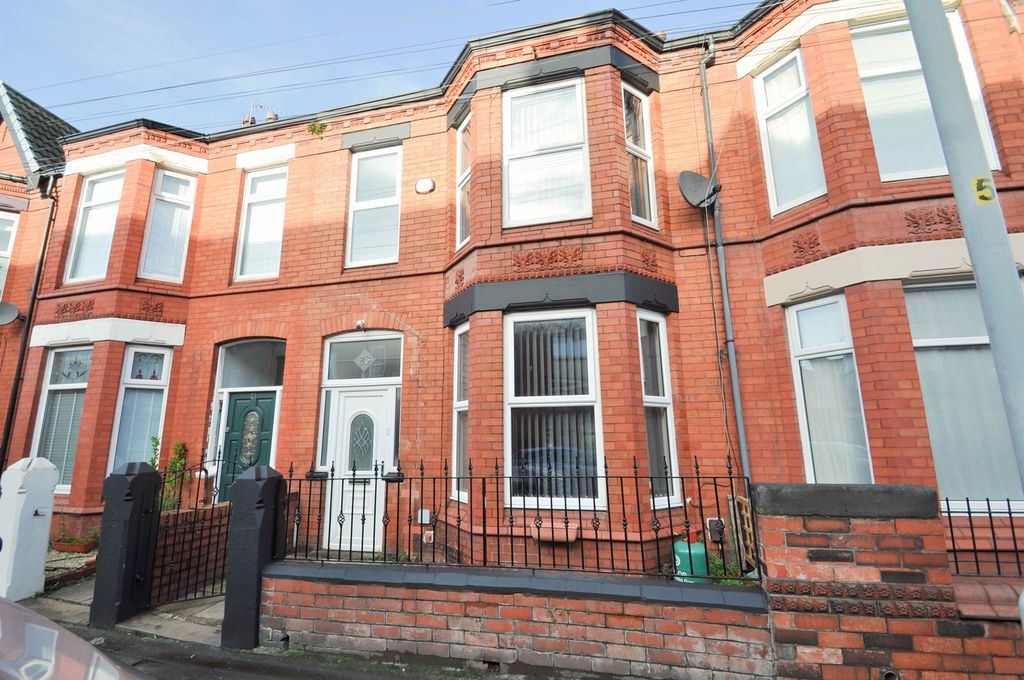 Property photo 1 of 35