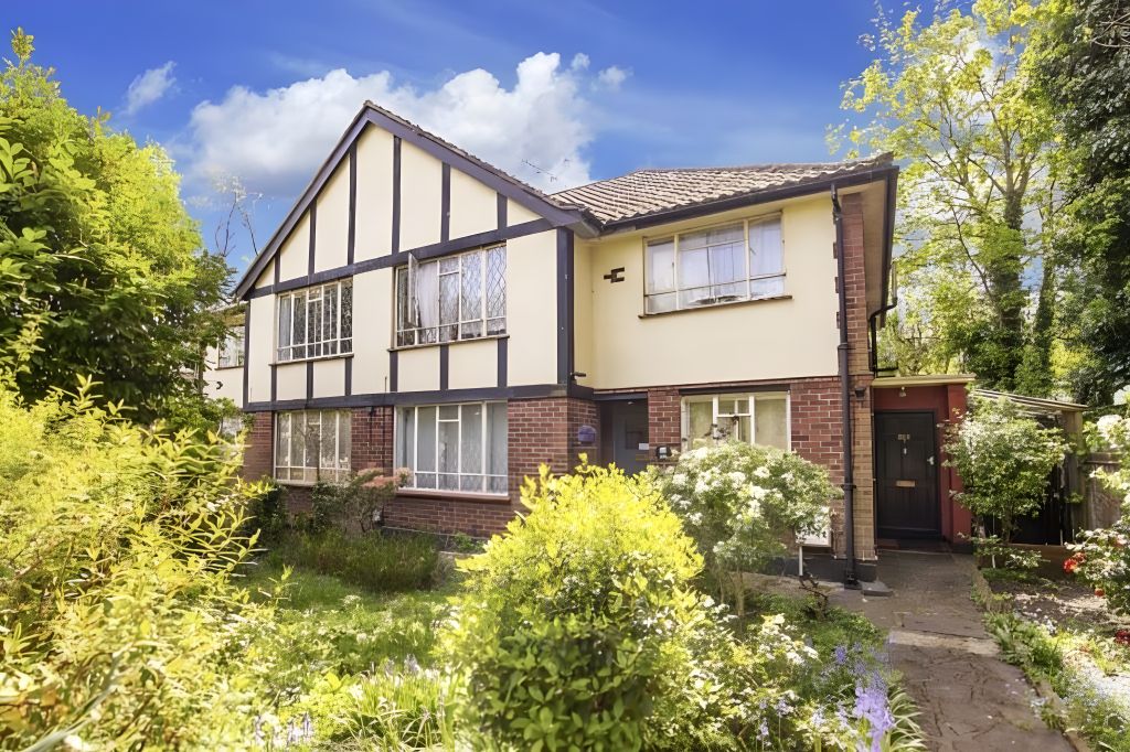 Property photo 1 of 6