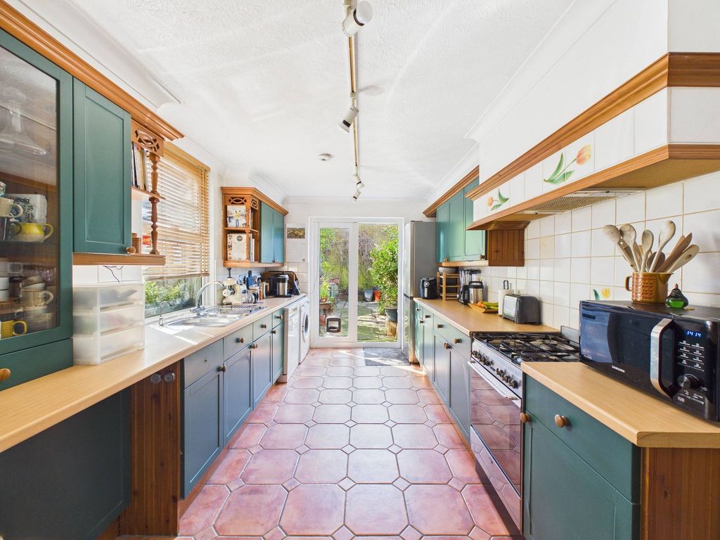 Property photo 3 of 17
