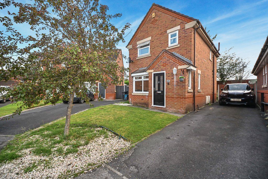 Property photo 2 of 12