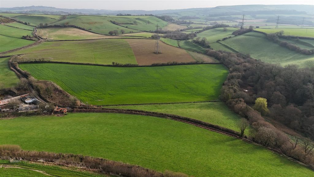 Property photo 1 of 7 1.Jpg