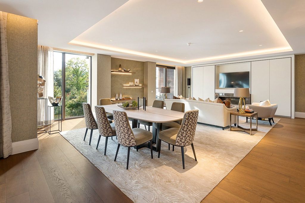 Property photo 2 of 6 Reception 2