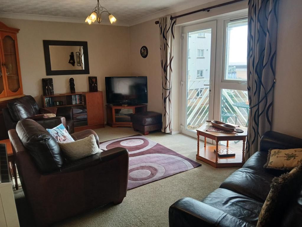 Property photo 2 of 10 Front Description 1