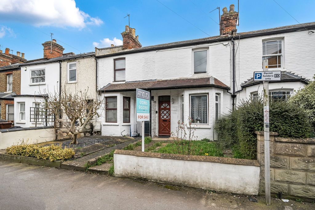 Property photo 1 of 12 Photo 14