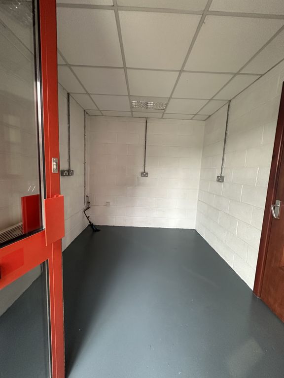 Property photo 3 of 3