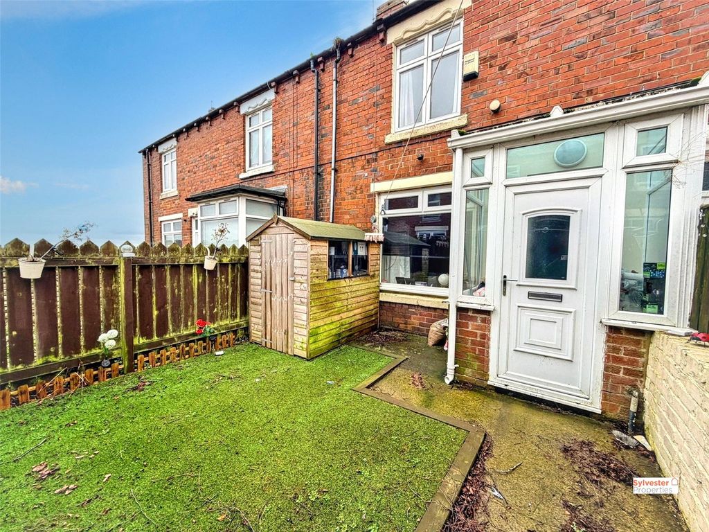 Property photo 1 of 14 Picture No. 18