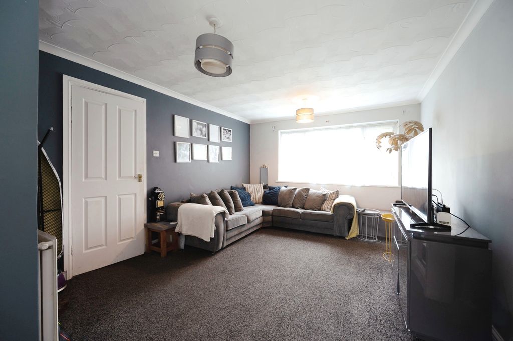 Property photo 2 of 15 Photography