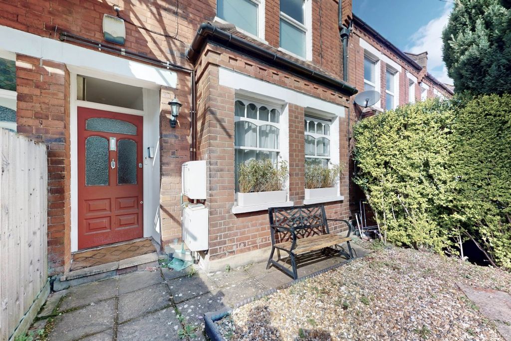 Property photo 1 of 18