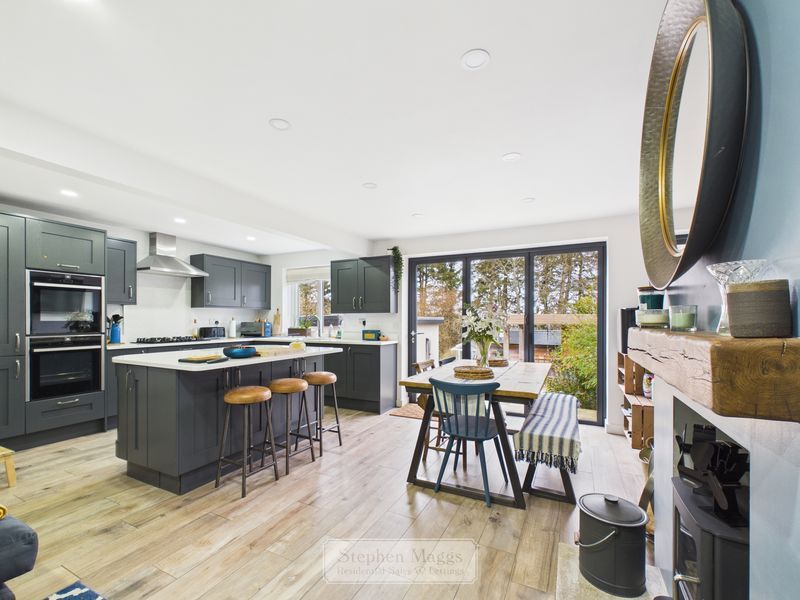 Property photo 2 of 20 Photo 8