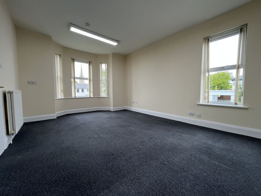 Property photo 2 of 5 Gallery