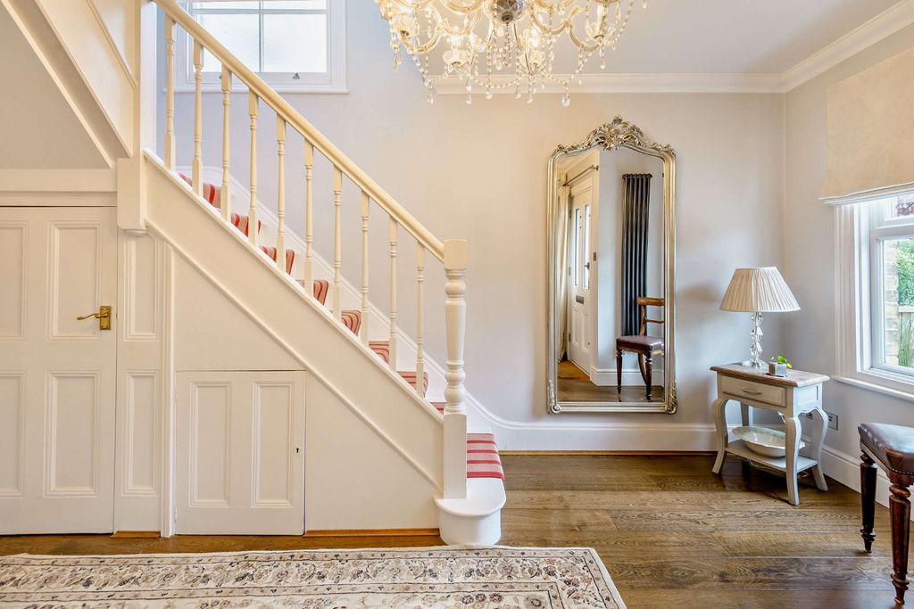 Property photo 2 of 16 Picture No. 07