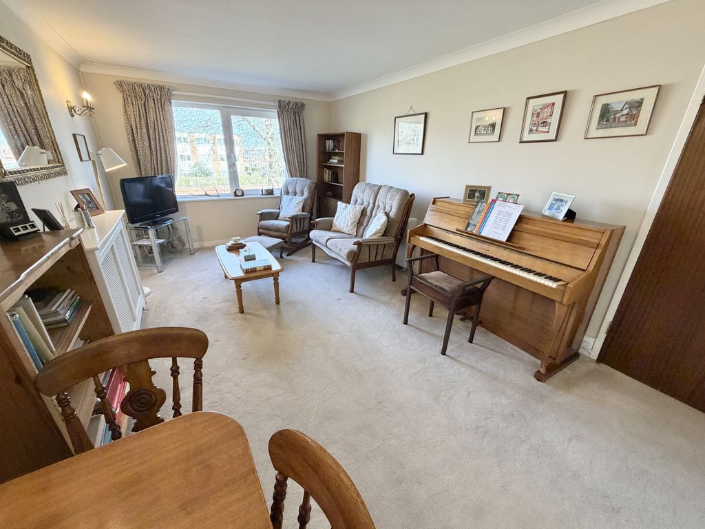 Property photo 3 of 16