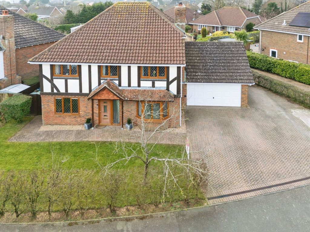 Property photo 2 of 24