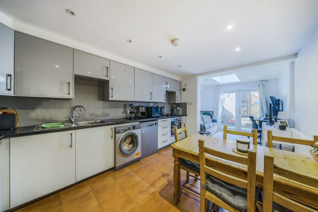 Property photo 2 of 10 1269117 (4)