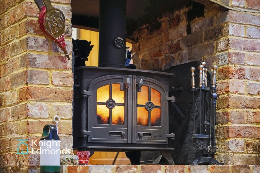 Property photo 3 of 30