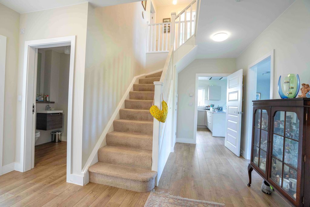 Property photo 2 of 35 Photo 18