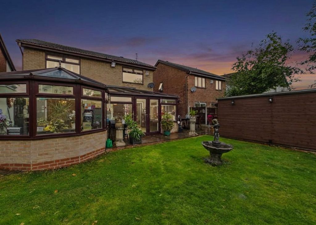 Property photo 1 of 18 Rear Garden Digitally Enhanced