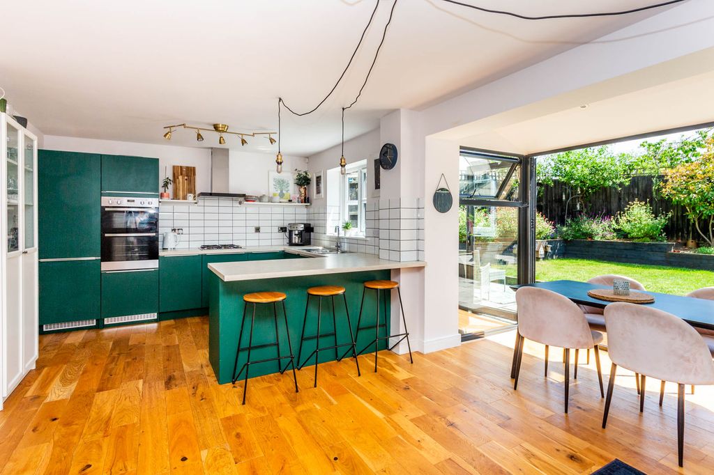 Property photo 2 of 17 Kitchen/Dining Room