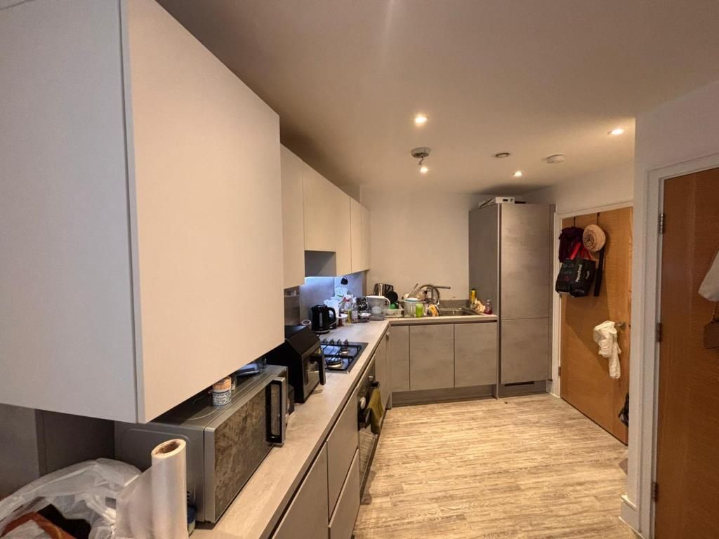 Property photo 2 of 5 Kitchen