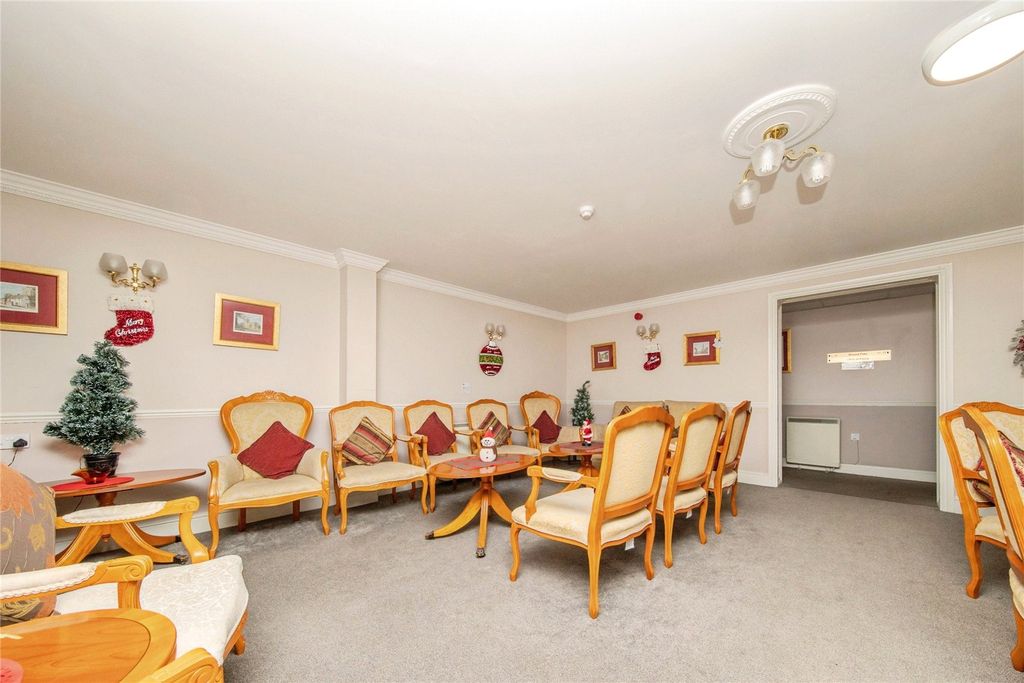 Additional image 10 of 2 bed flat for saleImperial Court, Clacton-On-Sea CO15
