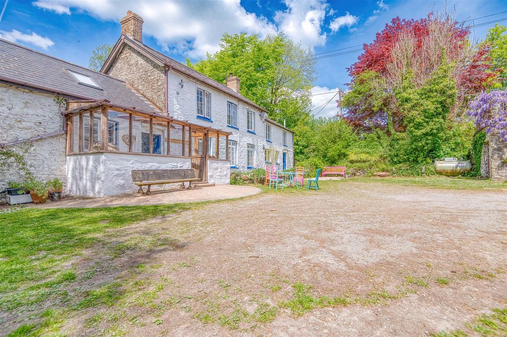 Property photo 1 of 69 Main House And Yard