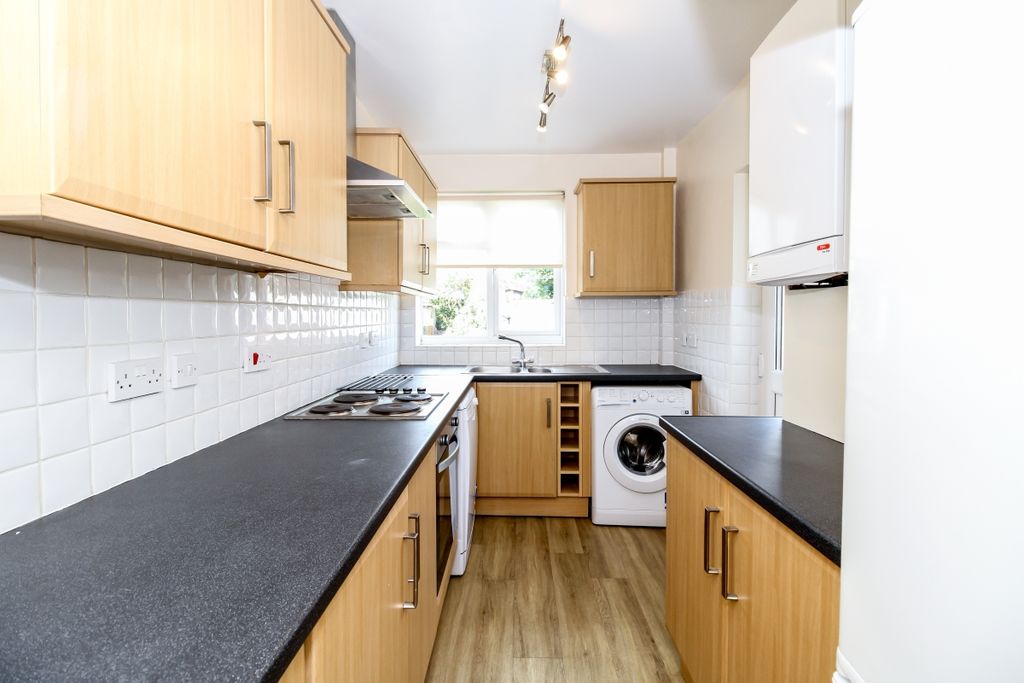 Property photo 3 of 8 71360