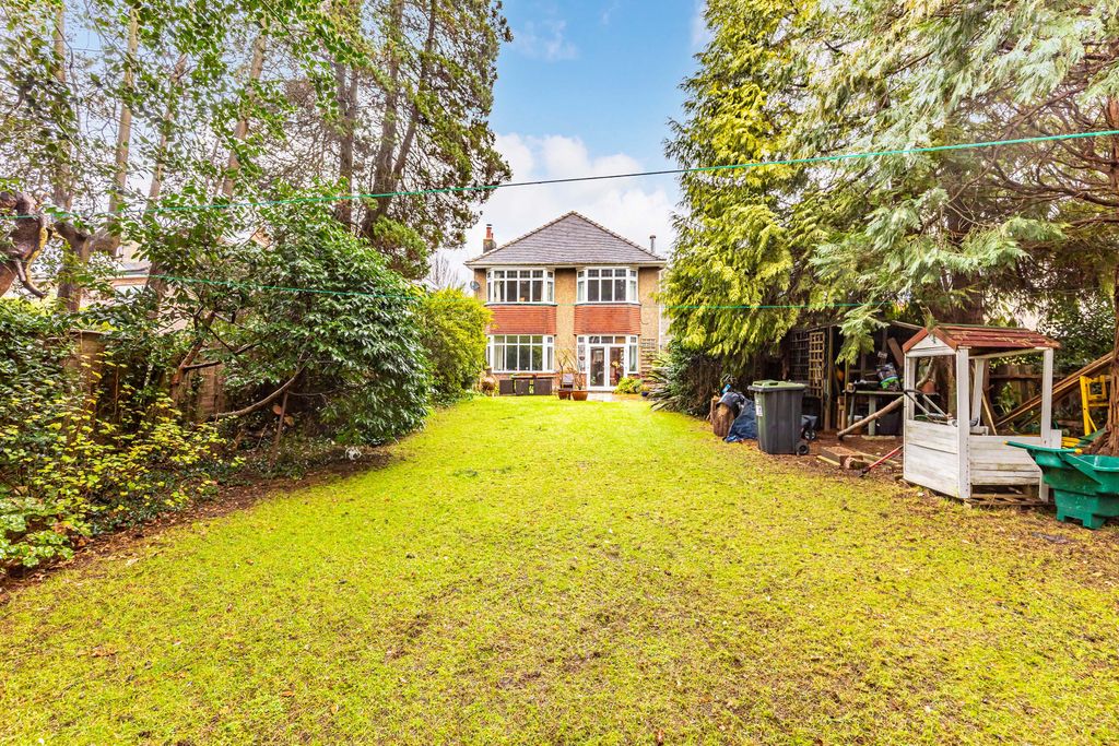 Property photo 2 of 27 346A7065