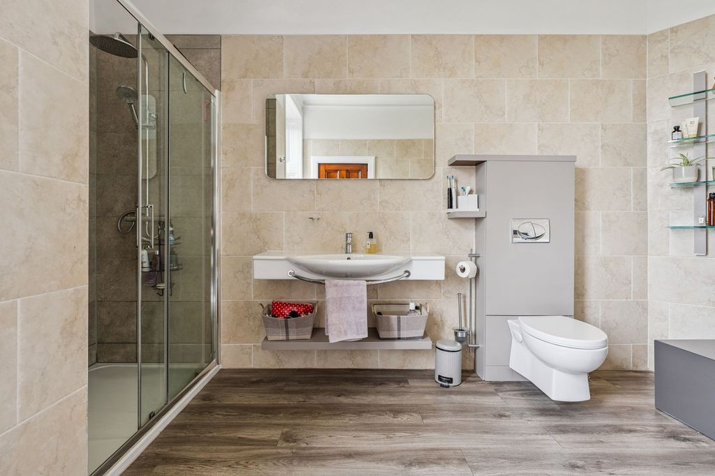 Additional image 22 of 5 bed detached house for sale17 Monreith Road, Newlands, Glasgow G43